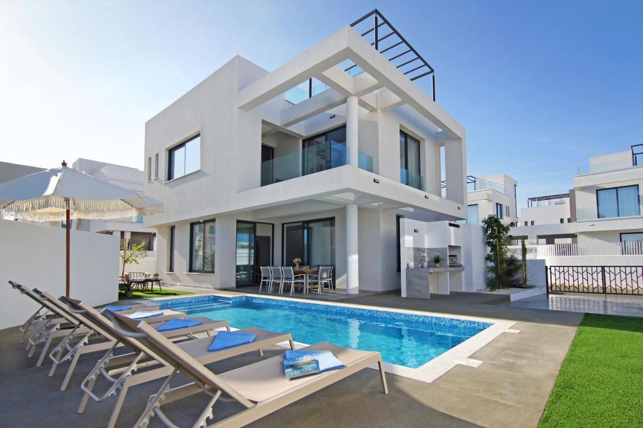 Villa Queen Eleanor بروتاراس المظهر الخارجي الصورة